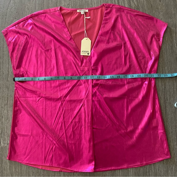 Jodifl Hot Pink Metallic Top NWT - Picture 4 of 7